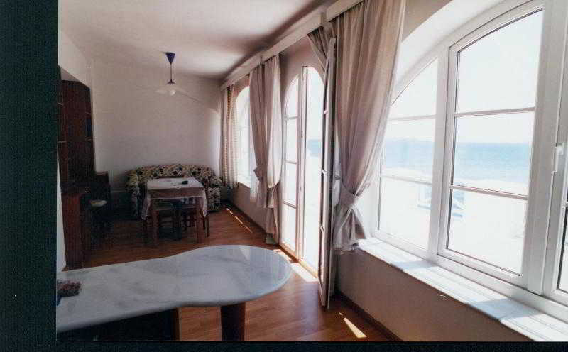 Sea Colours Rooms & Apartments Ermoupoli Exterior foto